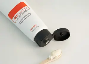 Он Гард зубна паста On Guard Natural Whitening Toothpaste купити